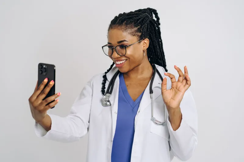 Diagnosi a distanza: quando l'intelligenza artificiale diventa il medico delle missioni più remote