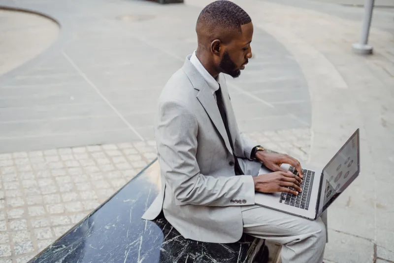Il ritorno dei talenti: quando i professionisti africani del digitale scelgono le missioni invece della Silicon Valley
